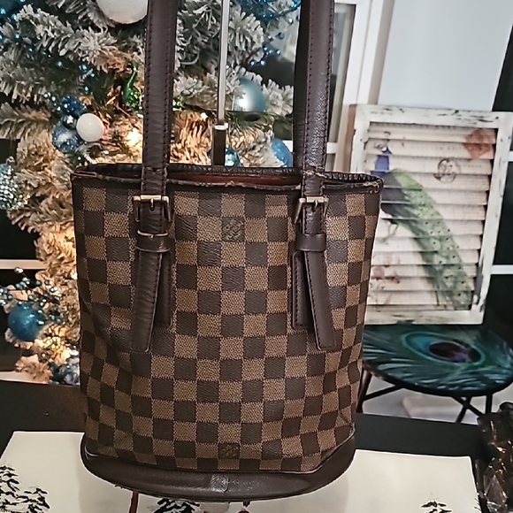 LOUIS VUITTON Damier Ebene Marais With COA Bucket REHAB - Picture 2 of 13